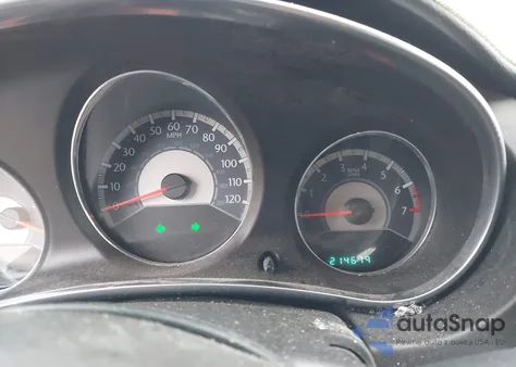 2013 Chrysler 200 Lx z USA, uszkodzony, nr VIN 1C3CCBAB3DN639843